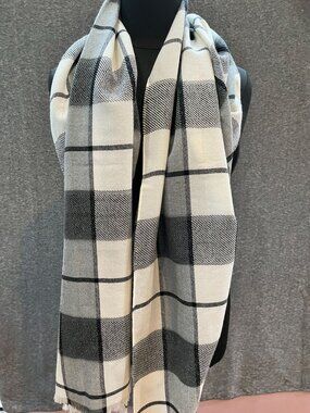28x72 talbots black off white gray silver plaid tartan shoulder wrap scarf wool